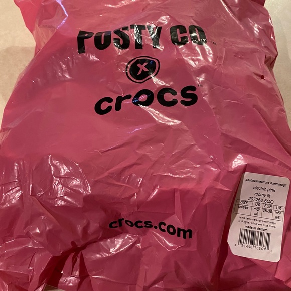 Post Malone Pink Crocs W10/M8 - Picture 3 of 4